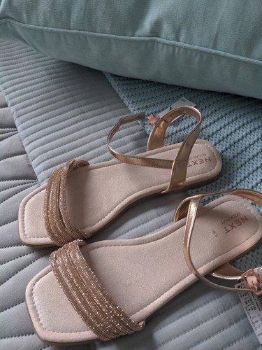 Bnwt gorgeous girls - bnwt,