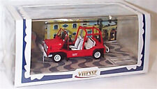 1/43 MOKE CAR RENTAL MACAU RED WITH 2 FIGURES & MACAU STREET SIGN 21153 New