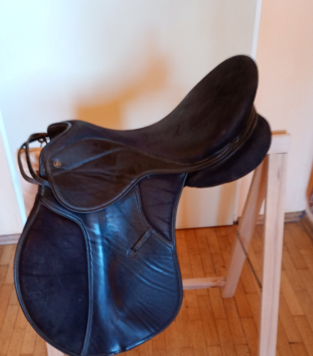 Riding saddle griffin - riding, "griffin