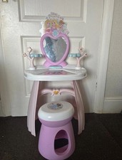 Disney Princess Dress Up