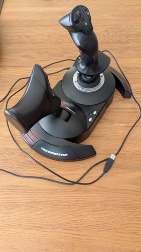 Thrustmaster flight hotas x - t-flight,