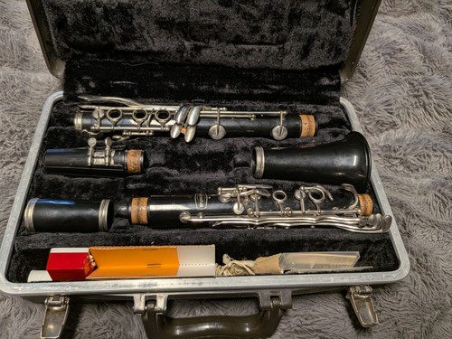 Vintage bundy resonite selmer - resonite,