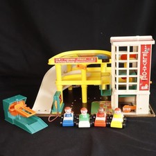 Fisher Price Garage #930