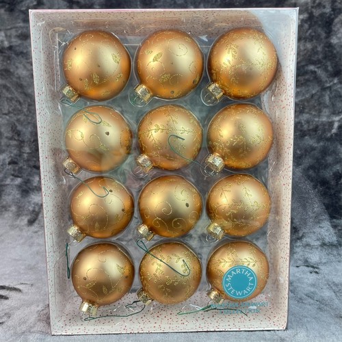 Martha stewart collection - martha, gold