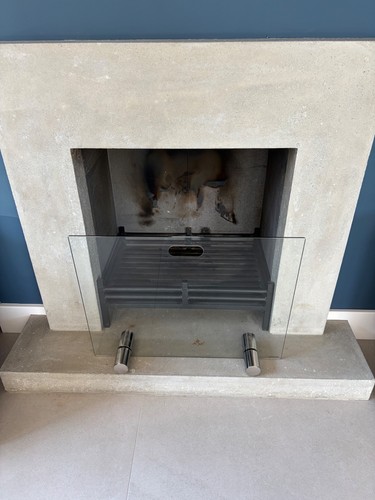 Open fire guard glass - -,