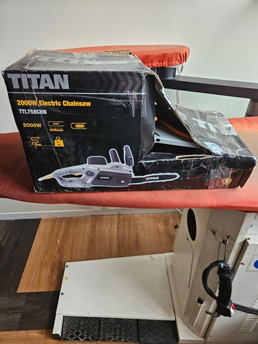 Electric chainsaw 230v 2000w - electric,