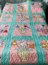 Fabulous Vintage Hand stitched 30's / 40s Tulip Applique Antique Quilt
