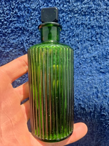 Old british green fluted - british,