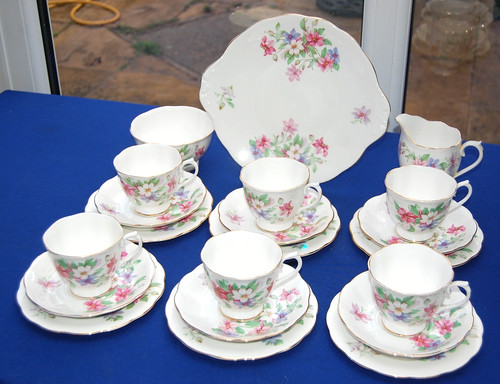 Royal albert clematis piece - royal, 21