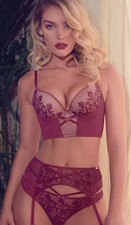 Gossard Romanchic Set: Longline Bra 32D Thong And Suspender Small Bordeaux Red