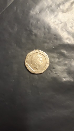 2013 20p coin queen - coin,
