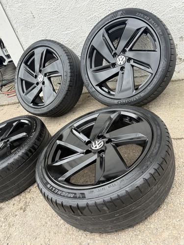 Volkswagen milton keynes - 18",