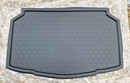 Toyota boot liner yaris 2020 - toyota,