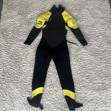 RETRO Typhoon Tundra Pro Wetsuit Size ADULTS SMALL - FREE POST - W2F