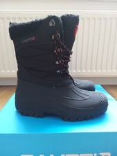 Campri Snow Boots,  Size 9