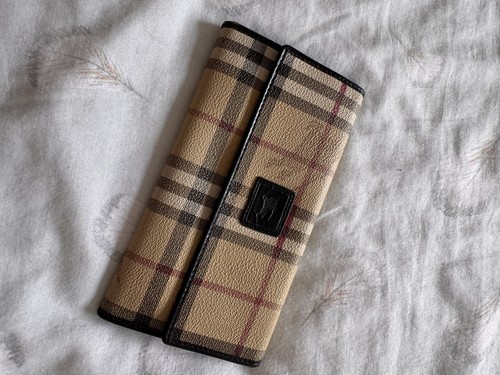 Burberry classic haymarket - burberry,