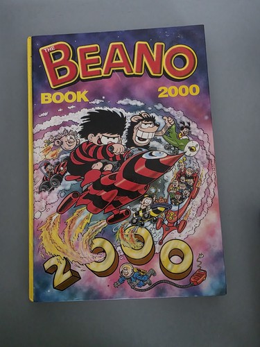 The beano book - 2000, hardback