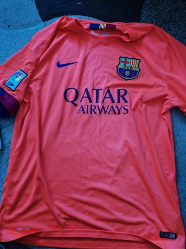 Barcelona 2014 away - barcelona,