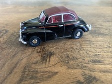 Vanguards 1/43 Black/Maroon