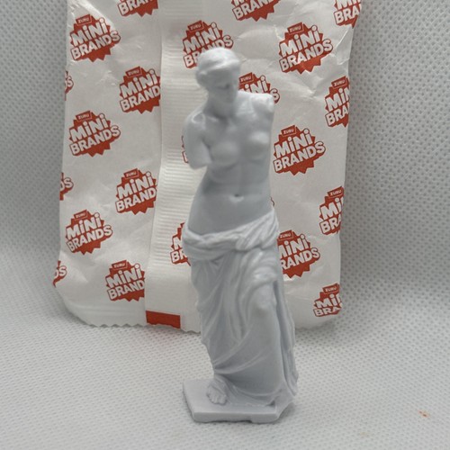 Mini brands masterpieces - brands,