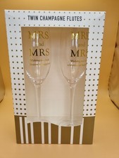 Mrs & Mrs Champagne Flutes Set