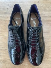 BNIB women’s CLARKS black patent leather lace up brogues, UK4D