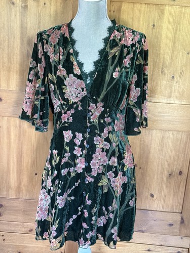 Nasty gal green and - green, pink