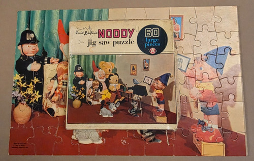 Vintage 1969 noddy - arrow, games