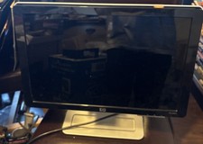 HP  Pavilion W2007V 20" Widescreen LCD Monitor, built-in Speakers