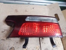 GENUINE 1999-2002 TOYOTA PREVIA RIGHT OSR DRIVER SIDE REAR TAILGATE LIGHT