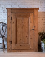 Victorian Pine Larder Linen