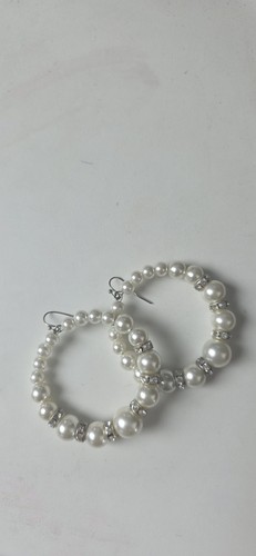 Pearl and crystal hoop - pearl,