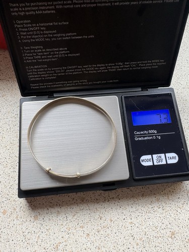 Vintage adult 9ct solid gold - vintage,