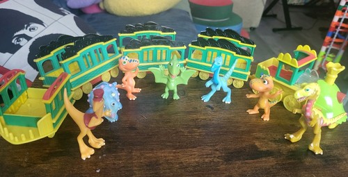 Jim hensons dinosaur train and - dinosaur,
