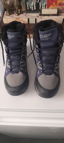 Cotton traders walking - walking, boots