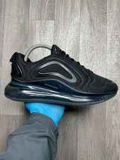 Triple Black Nike Airmax