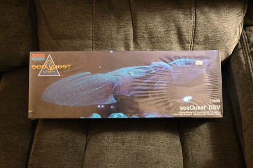 Monogram model kit ship sea - ship,