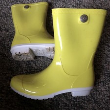 UGG Sienna Womens Wellington Boots Yellow Size UK 8.5 Waterproof Great Condition