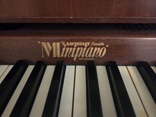 Eavestaff MiniRoyal Upright