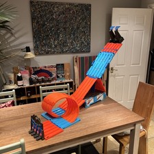 Hot Wheels Track Builder