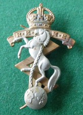 Vintage British Army Cap Badge - Royal Electrical & Mechanical Engineers REME
