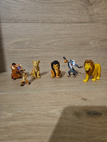 Disney lion king figure bundle - lion,