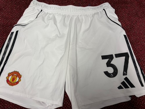 Mainoo match worn player - match,