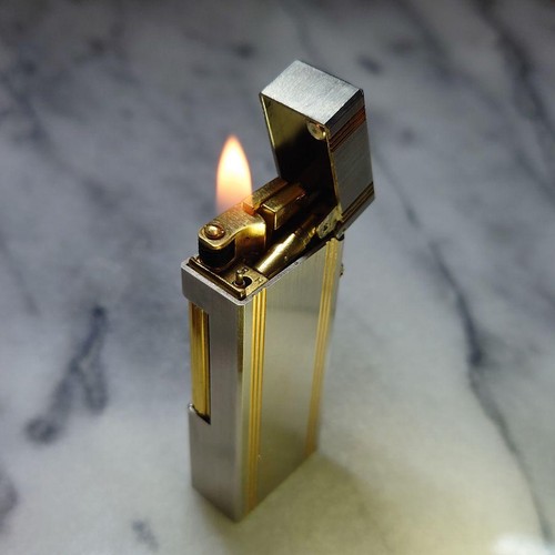 Dunhill silver logo - d, 2