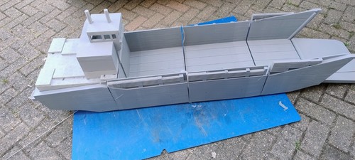 Landing craft lcu hinged - lcu, f4+hinged