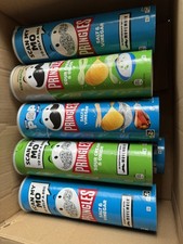 10 empty Pringles