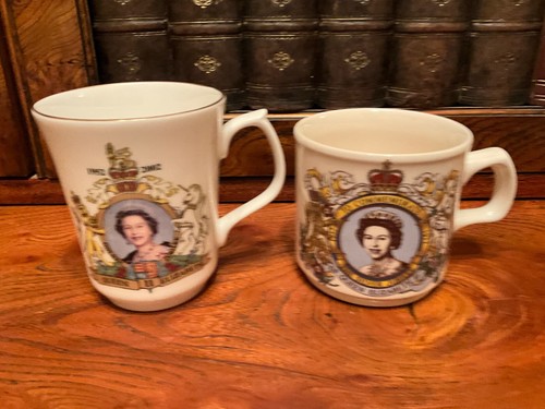 Pair vintage queen - of,
