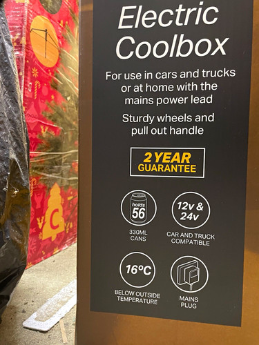 Halfords 40l electric coolbox - halfords,