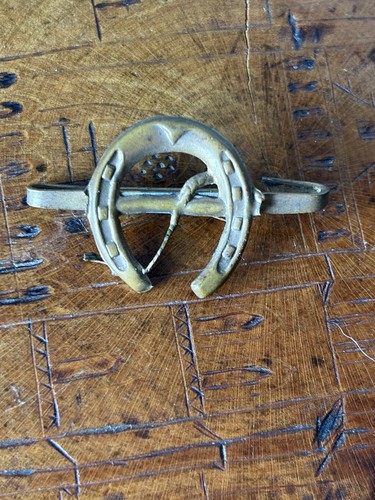 Vintage gold tone horseshoe - tone,