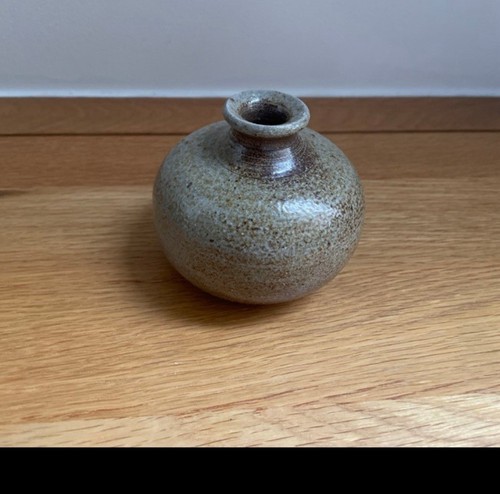 Vintage pottery squad - vintage, pottery.